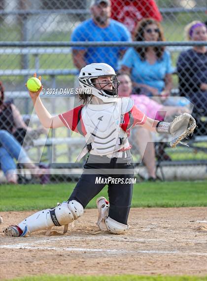 Thumbnail 3 in Linn-Mar @ Waterloo East photogallery.