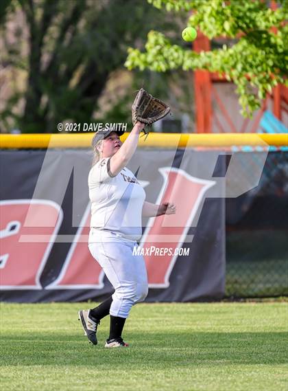 Thumbnail 2 in Linn-Mar @ Waterloo East photogallery.