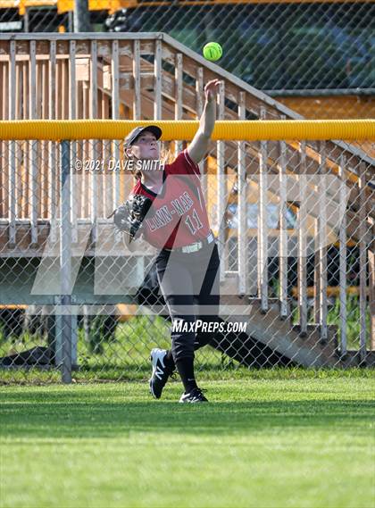 Thumbnail 2 in Linn-Mar @ Waterloo East photogallery.