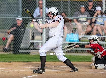 Thumbnail 2 in Linn-Mar @ Waterloo East photogallery.