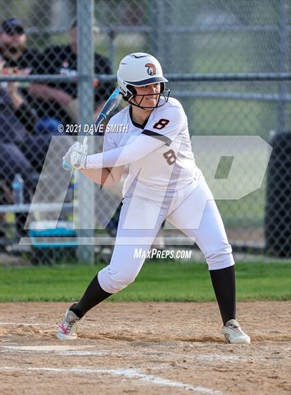 Thumbnail 3 in Linn-Mar @ Waterloo East photogallery.