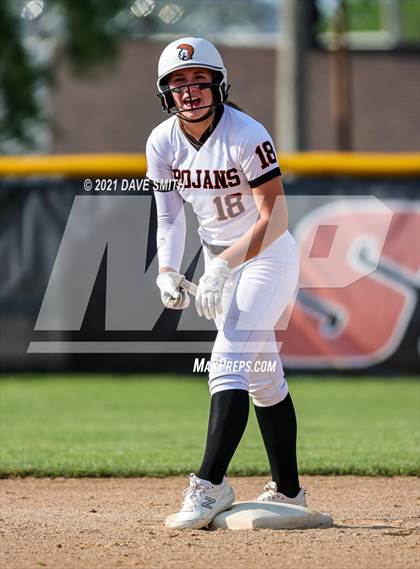 Thumbnail 3 in Linn-Mar @ Waterloo East photogallery.