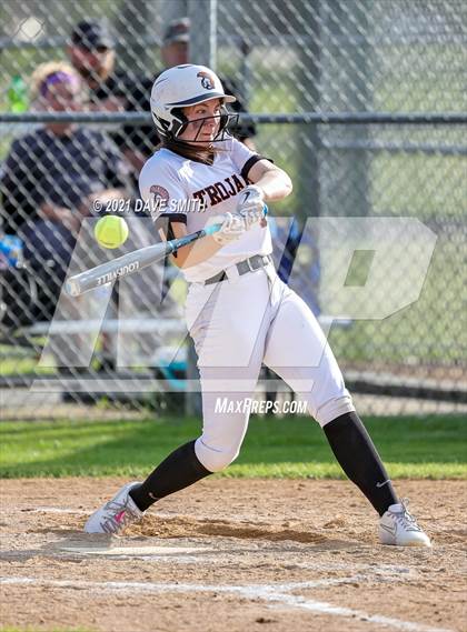 Thumbnail 3 in Linn-Mar @ Waterloo East photogallery.