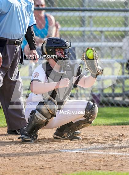 Thumbnail 3 in Linn-Mar @ Waterloo East photogallery.