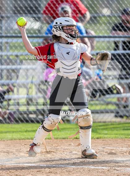 Thumbnail 1 in Linn-Mar @ Waterloo East photogallery.