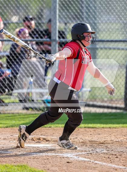 Thumbnail 2 in Linn-Mar @ Waterloo East photogallery.