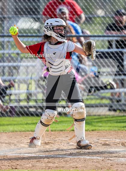 Thumbnail 3 in Linn-Mar @ Waterloo East photogallery.