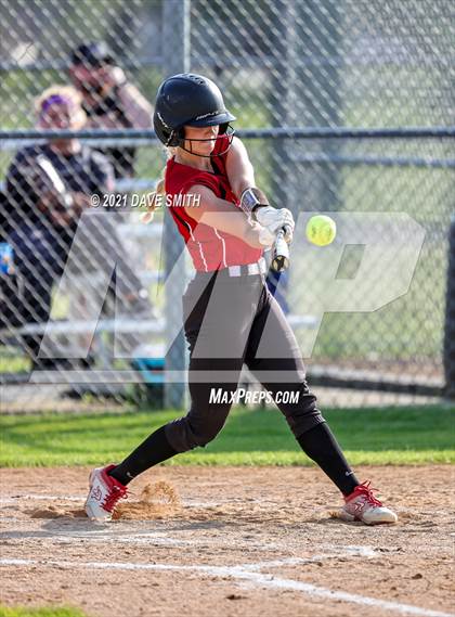 Thumbnail 1 in Linn-Mar @ Waterloo East photogallery.