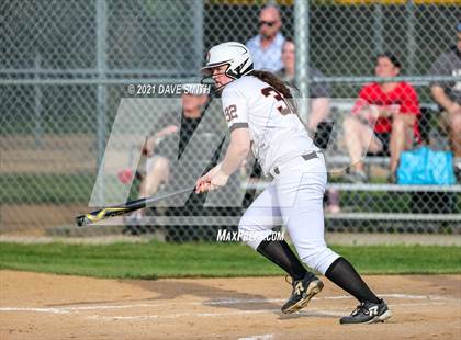 Thumbnail 3 in Linn-Mar @ Waterloo East photogallery.