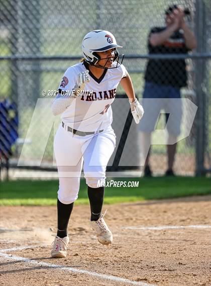 Thumbnail 1 in Linn-Mar @ Waterloo East photogallery.