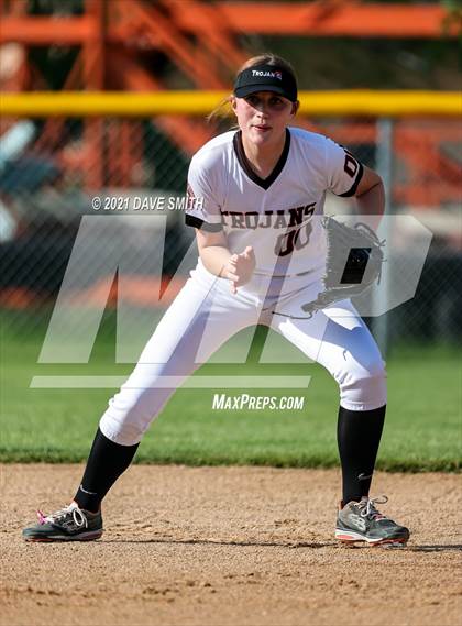 Thumbnail 2 in Linn-Mar @ Waterloo East photogallery.
