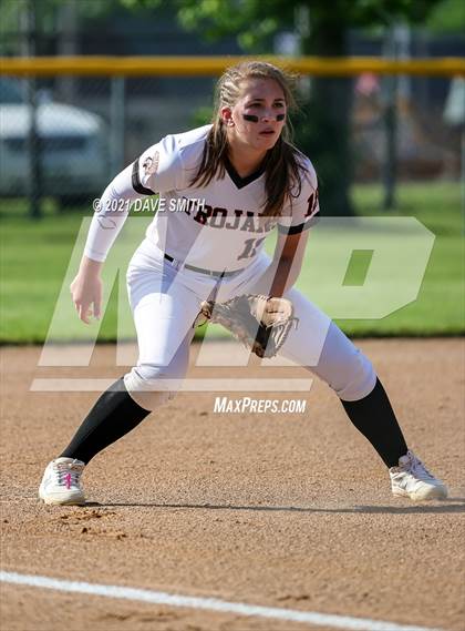 Thumbnail 3 in Linn-Mar @ Waterloo East photogallery.
