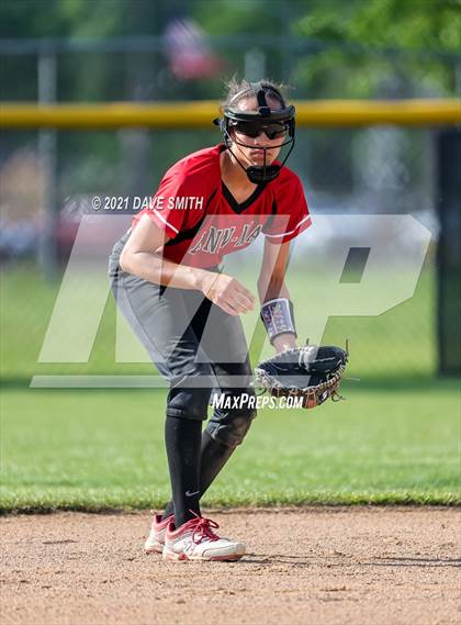 Thumbnail 3 in Linn-Mar @ Waterloo East photogallery.
