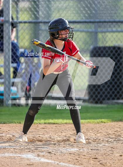 Thumbnail 2 in Linn-Mar @ Waterloo East photogallery.