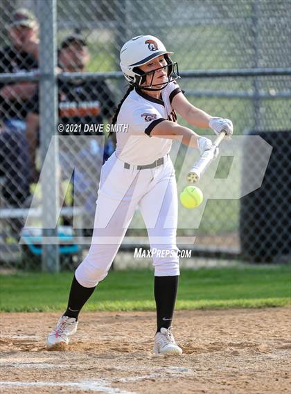 Thumbnail 3 in Linn-Mar @ Waterloo East photogallery.