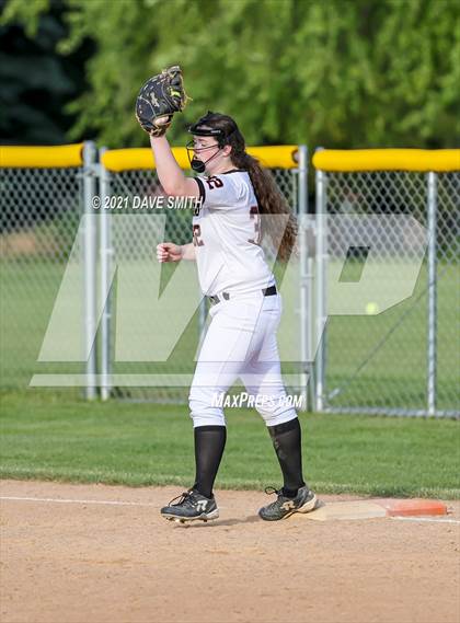 Thumbnail 3 in Linn-Mar @ Waterloo East photogallery.
