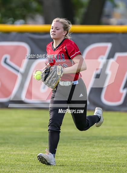 Thumbnail 3 in Linn-Mar @ Waterloo East photogallery.