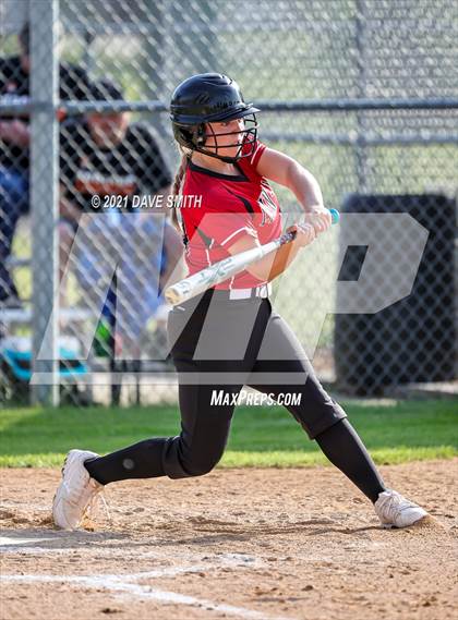 Thumbnail 3 in Linn-Mar @ Waterloo East photogallery.