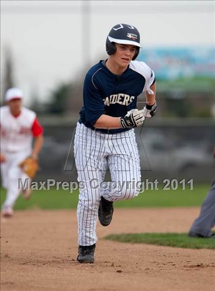 Thumbnail 3 in Central Catholic @ Ripon photogallery.