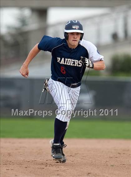 Thumbnail 2 in Central Catholic @ Ripon photogallery.