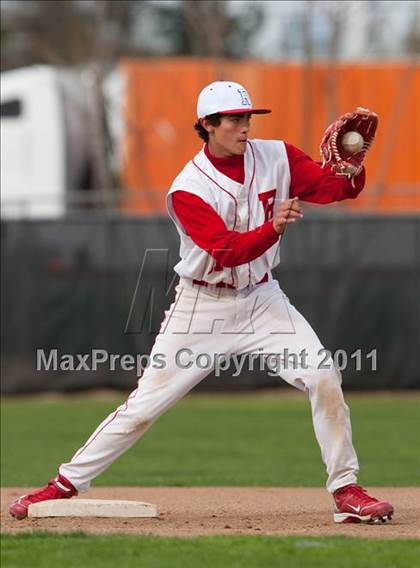 Thumbnail 3 in Central Catholic @ Ripon photogallery.