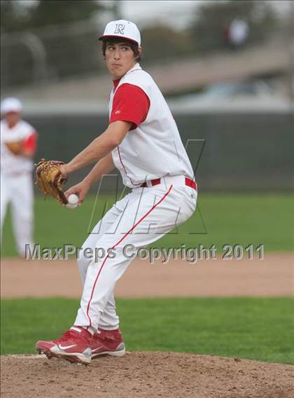 Thumbnail 2 in Central Catholic @ Ripon photogallery.