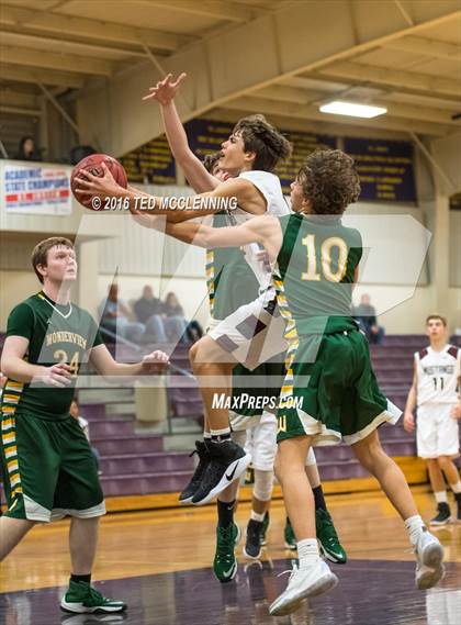Thumbnail 2 in Wonderview vs Perryville (St. Joseph Classic) photogallery.