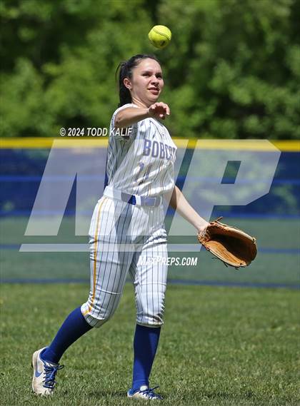 Thumbnail 3 in Ledyard @ Bacon Academy photogallery.