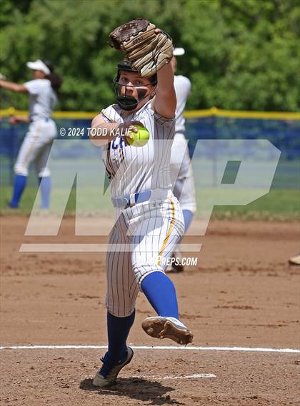Thumbnail 3 in Ledyard @ Bacon Academy photogallery.