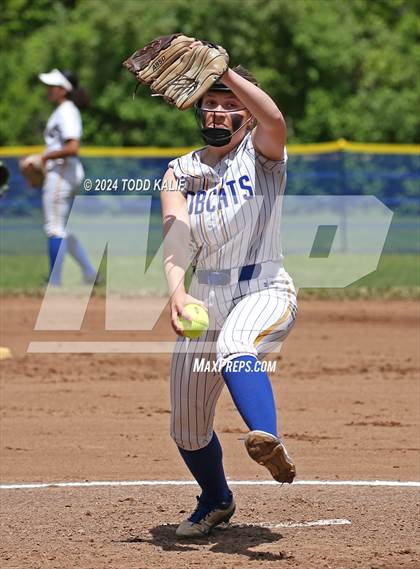 Thumbnail 2 in Ledyard @ Bacon Academy photogallery.