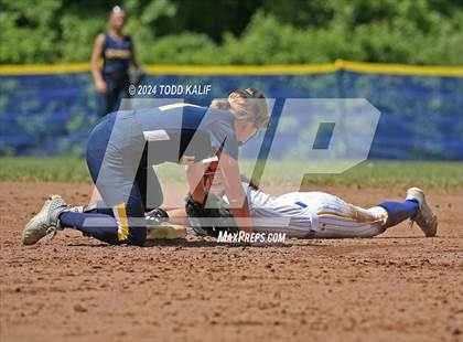 Thumbnail 2 in Ledyard @ Bacon Academy photogallery.