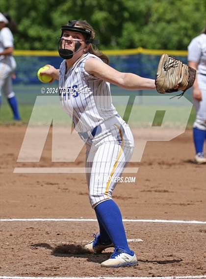 Thumbnail 3 in Ledyard @ Bacon Academy photogallery.