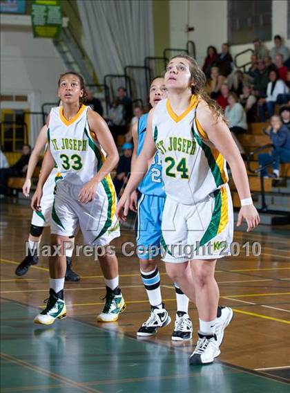 Thumbnail 3 in St. Joseph vs. Buena (Santa Barbara Tournament of Champions) photogallery.