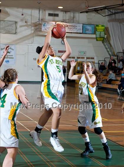 Thumbnail 1 in St. Joseph vs. Buena (Santa Barbara Tournament of Champions) photogallery.