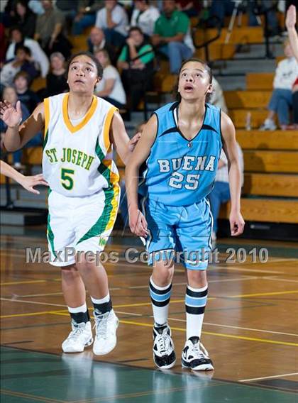 Thumbnail 2 in St. Joseph vs. Buena (Santa Barbara Tournament of Champions) photogallery.
