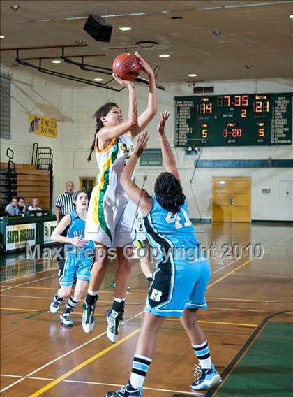 Thumbnail 3 in St. Joseph vs. Buena (Santa Barbara Tournament of Champions) photogallery.