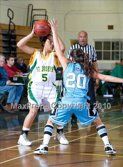 Thumbnail 2 in St. Joseph vs. Buena (Santa Barbara Tournament of Champions) photogallery.