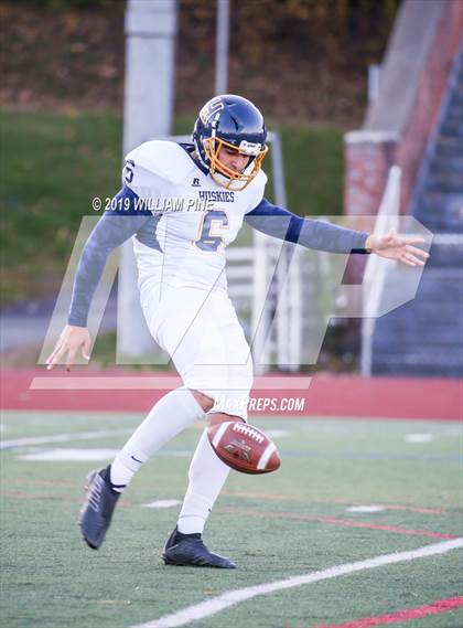 Thumbnail 2 in Highland vs. Marlboro Central (Section 9 Class B Semifinal) photogallery.