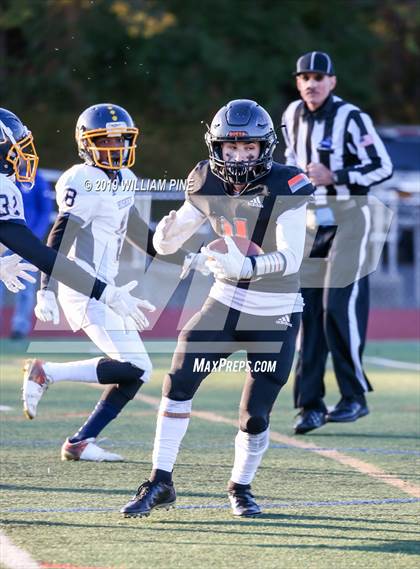 Thumbnail 1 in Highland vs. Marlboro Central (Section 9 Class B Semifinal) photogallery.