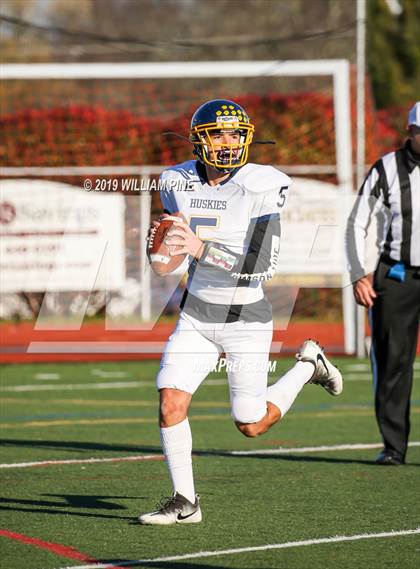 Thumbnail 3 in Highland vs. Marlboro Central (Section 9 Class B Semifinal) photogallery.