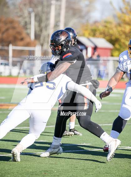 Thumbnail 3 in Highland vs. Marlboro Central (Section 9 Class B Semifinal) photogallery.