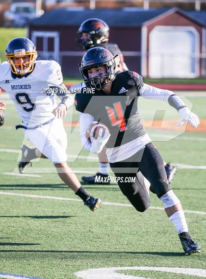 Thumbnail 3 in Highland vs. Marlboro Central (Section 9 Class B Semifinal) photogallery.