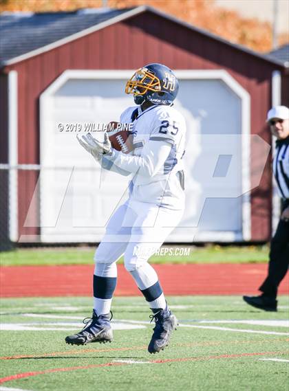 Thumbnail 2 in Highland vs. Marlboro Central (Section 9 Class B Semifinal) photogallery.