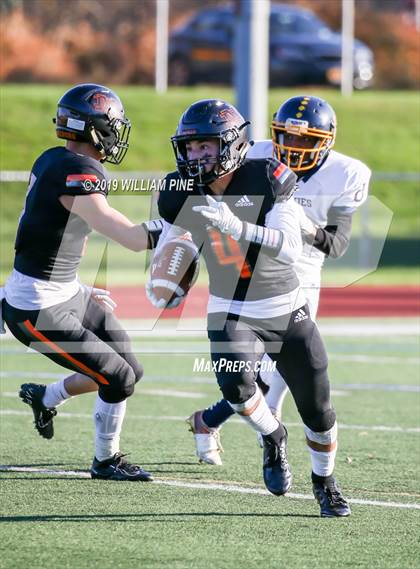 Thumbnail 3 in Highland vs. Marlboro Central (Section 9 Class B Semifinal) photogallery.