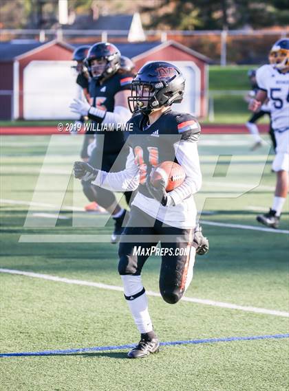 Thumbnail 3 in Highland vs. Marlboro Central (Section 9 Class B Semifinal) photogallery.