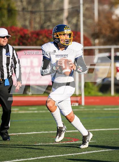 Thumbnail 1 in Highland vs. Marlboro Central (Section 9 Class B Semifinal) photogallery.