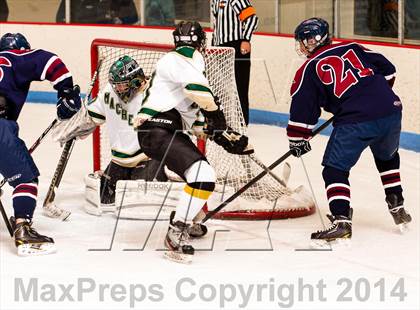 Thumbnail 3 in Bishop Machebeuf vs. Dakota Ridge (CHSAA First Round) photogallery.