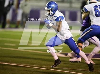 Thumbnail 1 in Conway @ Fayetteville (AAA 7A Semifinal Playoff) photogallery.