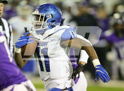 Thumbnail 2 in Conway @ Fayetteville (AAA 7A Semifinal Playoff) photogallery.