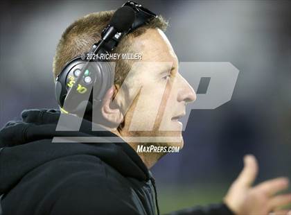 Thumbnail 1 in Conway @ Fayetteville (AAA 7A Semifinal Playoff) photogallery.